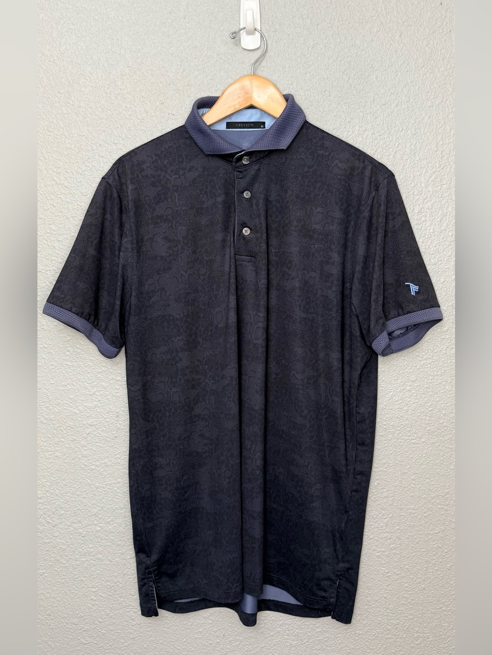 Greyson Clothiers | Animal Camo Scape Performance Golf Polo | Size Medium